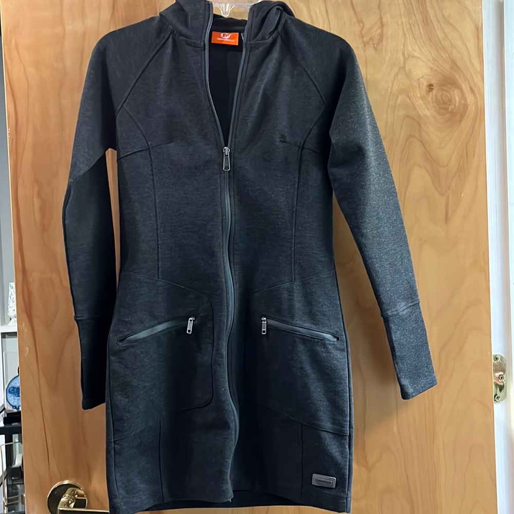 Barely touched Womens Merrell grey maxi d thigh length hoodie